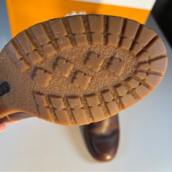 Timberland Shearling & Waxed Leather 3.25in Heel Boots w/Waximum kit, sz10 - Picture 6 of 11